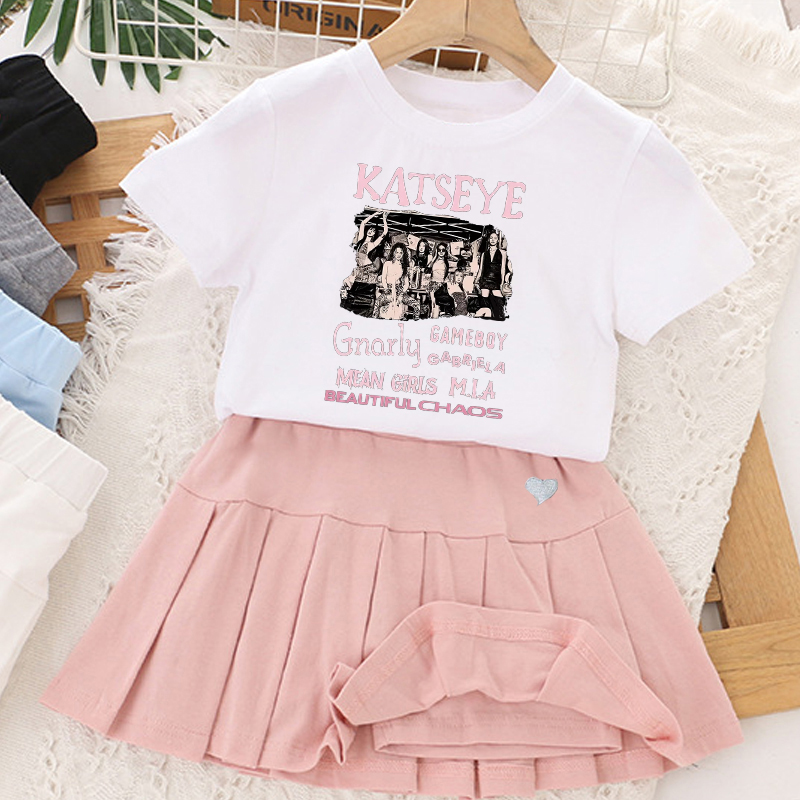Summer Clothing Gifts - Kpop K-KATSEYE T-Shirt + kurzer Rock